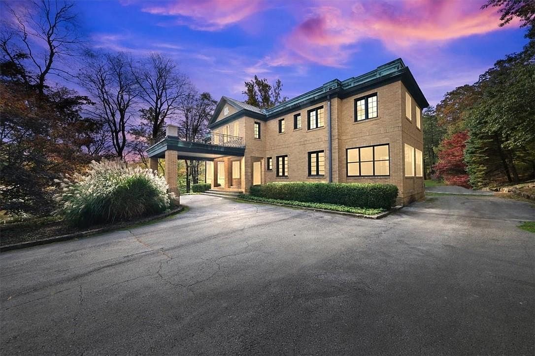 37 Fox Hill Road, Tuxedo Park, NY 10987 | Zillow 37 Fox Hill Road, Tuxedo Park, NY 10987 | Zillow