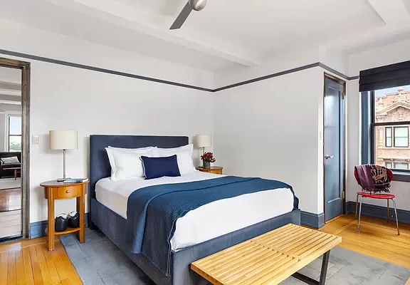 5th image of 304 W 75th St APT 16A