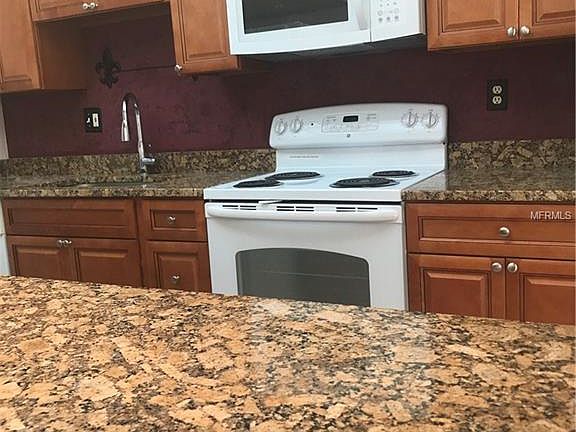 5th image of 720 N Village Dr #102