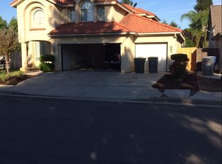 9415 N Woodrow Ave, Fresno, CA 93720