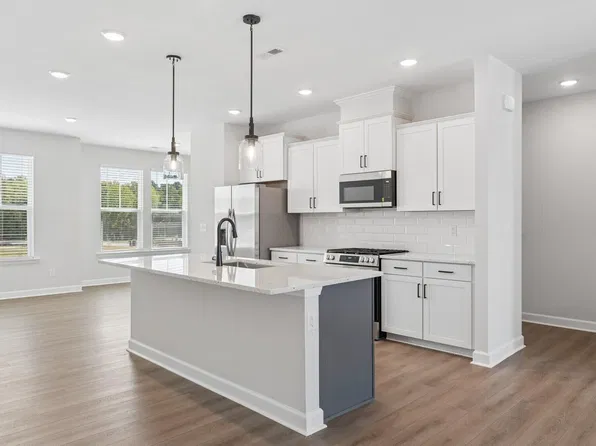 405 Bahia Dr, Knightdale, NC 27545