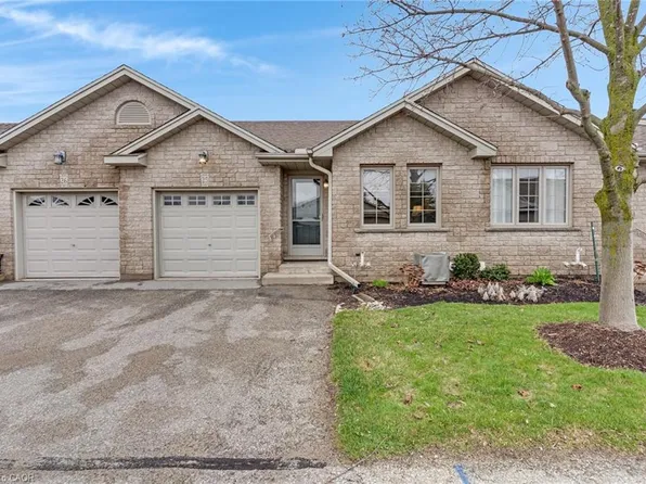 19 Hanlon Pl #25, Brant, ON N3L 4E8