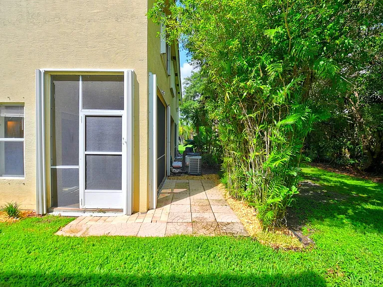 6917 Crooked Fence Dr — Photo 52