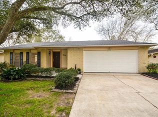 18015 Navajo Trail Dr, Spring, TX 77388