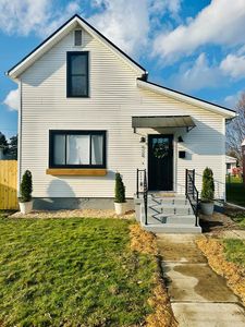 924 E Warren St, Bucyrus, OH, 44820