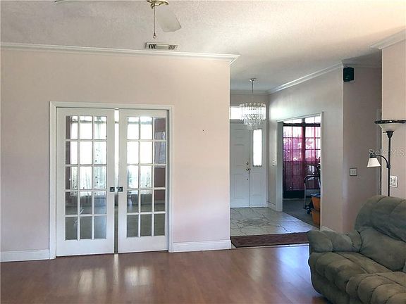3rd image of 1664 Sackett Cir
