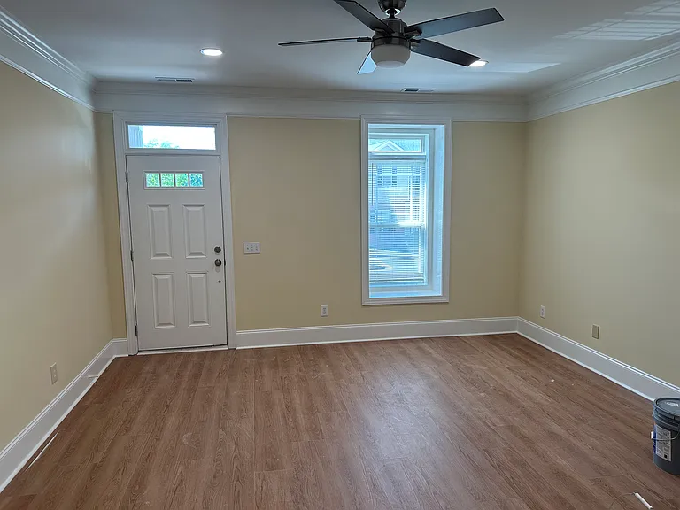 115 Windermere Dr #405 — Photo 22