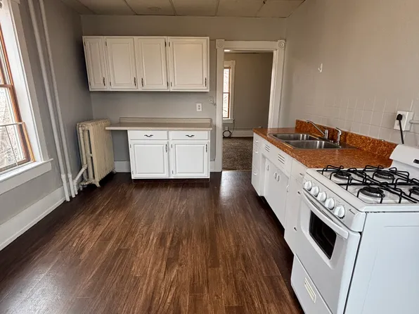 306 E Houghton Ave #2R, Houghton, MI 49931