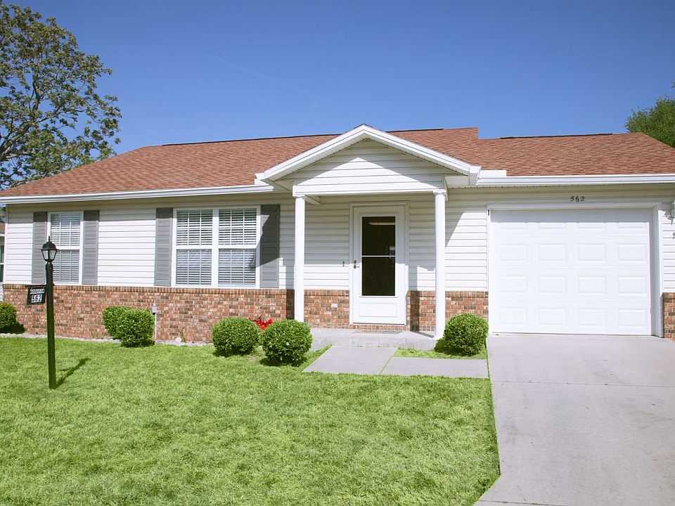 1st image of 562 SE Rosewood Cir
