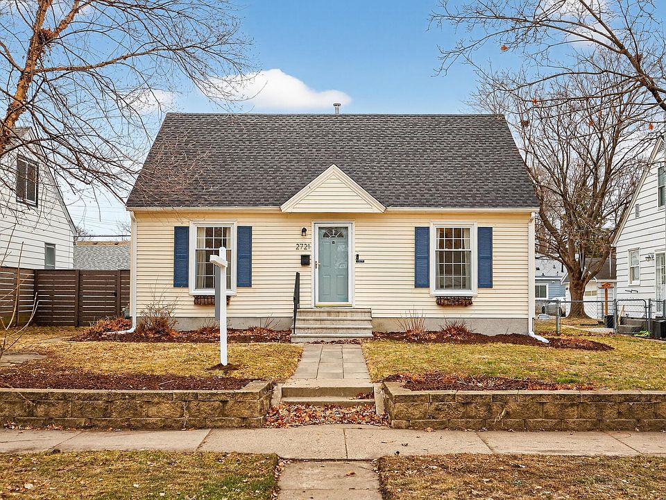 1st image of 2721 Xerxes Ave N