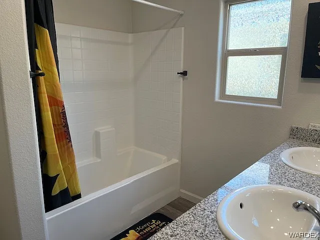 2422 Stonebridge Dr — Photo 16