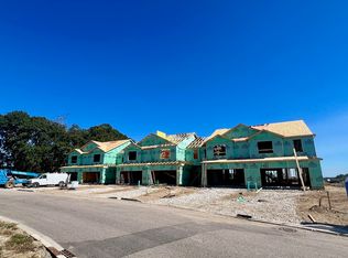 473 Carpathian Dr, Crystal Lake, IL 60012