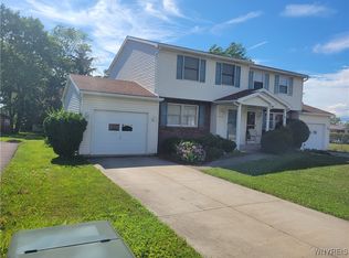 4174 Victorian Dr, Hamburg, NY 14075