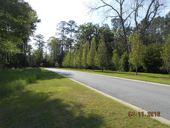 5th image of 105 Sweetwater Dr