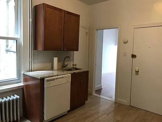 Rented by Realty Nerd | media 7