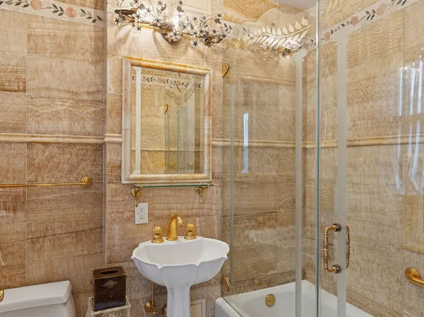 975 Park Avenue image 14 of 14