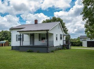 2027 Burris Rd, Conover, NC 28613