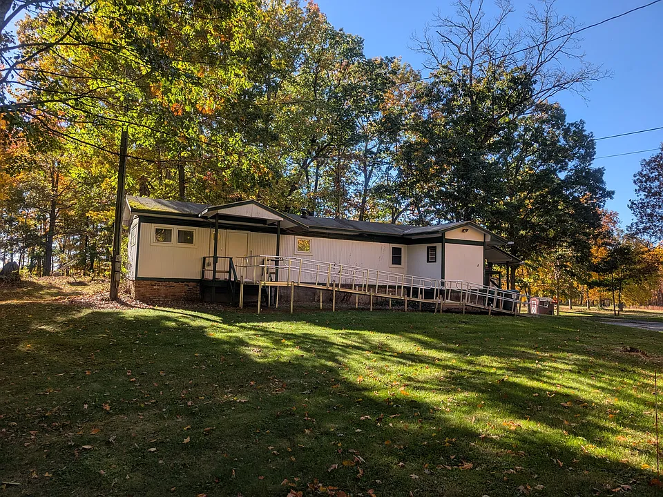 239 Foster Rd