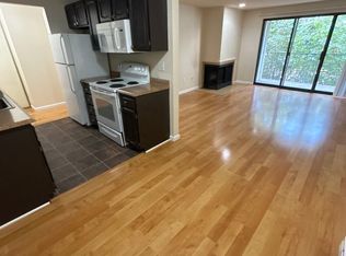 Cresswell Apartments, Seattle, WA 98119