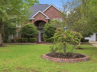 7017 Edgewater Dr, Mandeville, LA 70471