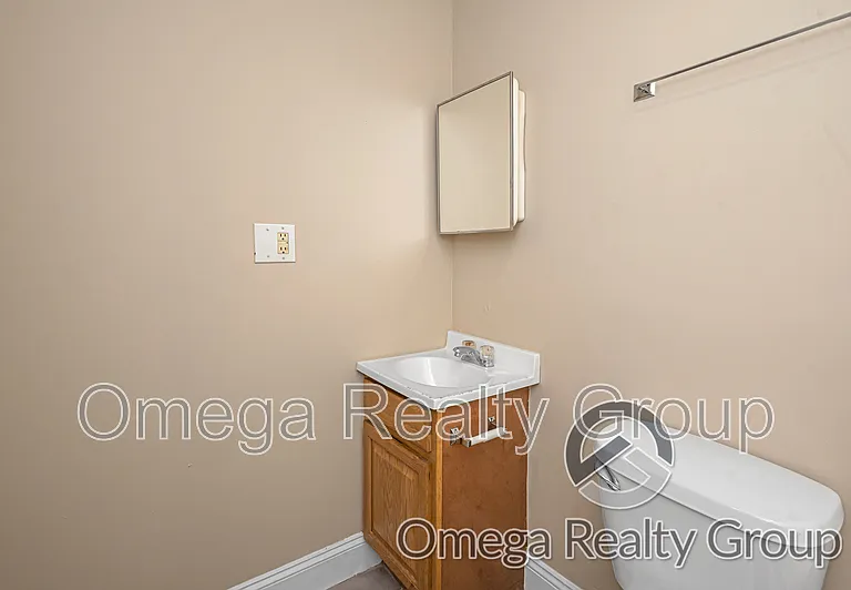 314 Percy St — Photo 16