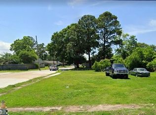 4800 Gabriel Dr, New Orleans, LA 70127