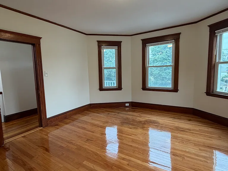 61 Kent St #2 — Photo 2