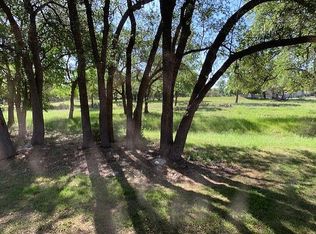 126 Essex Ln, Georgetown, TX 78633