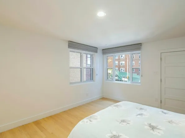 9 Chittenden Avenue image 10 of 14