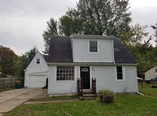 8012 Plains Rd, Mentor, OH 44060