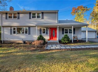 11 Forestview Dr, Vernon, CT 06066