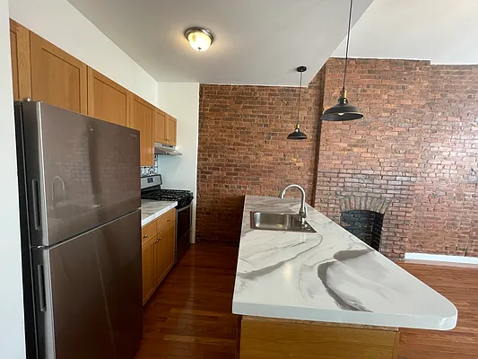 Rented by Owner | media 17