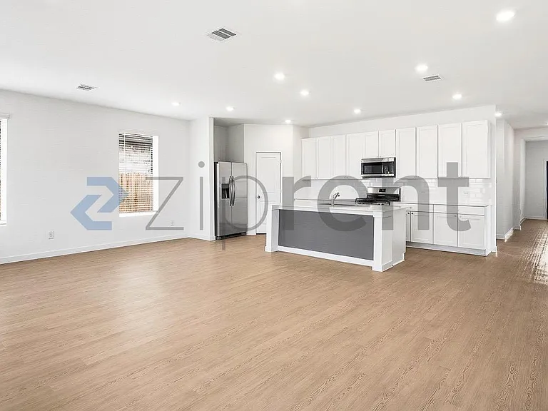 8322 Amber Summit Ln — Photo 17