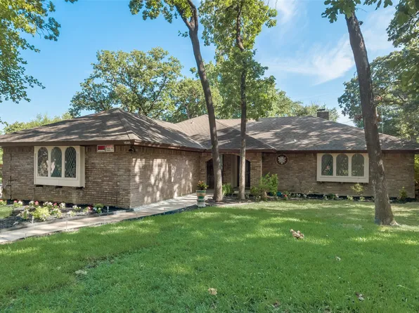 5815 Emerson Ct, Arlington, TX 76016