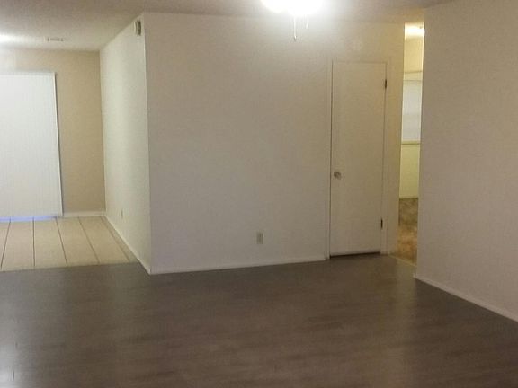 4th image of 319 Liza Ln