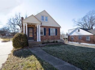 9002 Seneca Ln, Saint Louis, MO