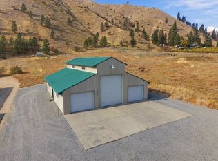 19566 Navarre Coulee Rd, Chelan, WA 98816