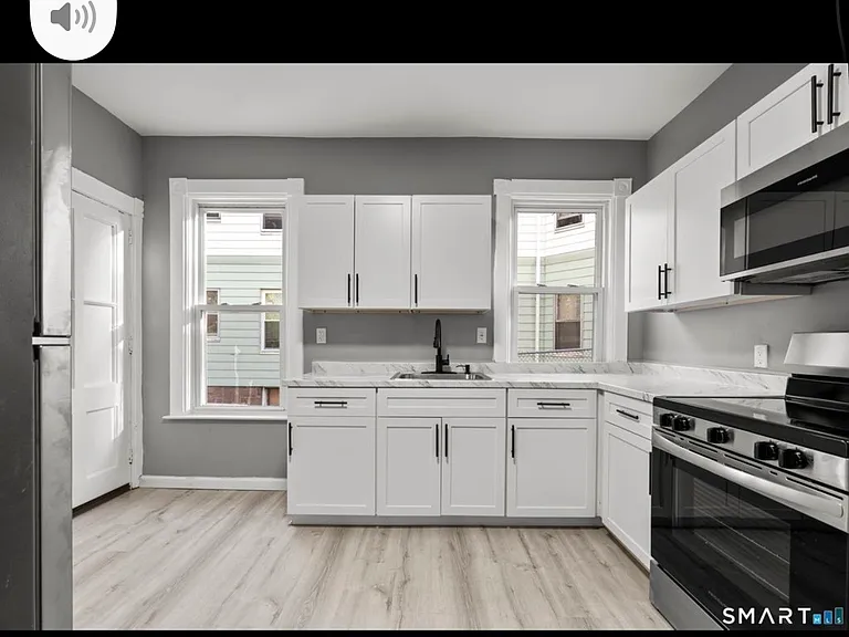 362-364 Sigourney St #1 — Photo 1