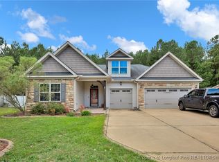 215 Snipe Ct, Raeford, NC 28376