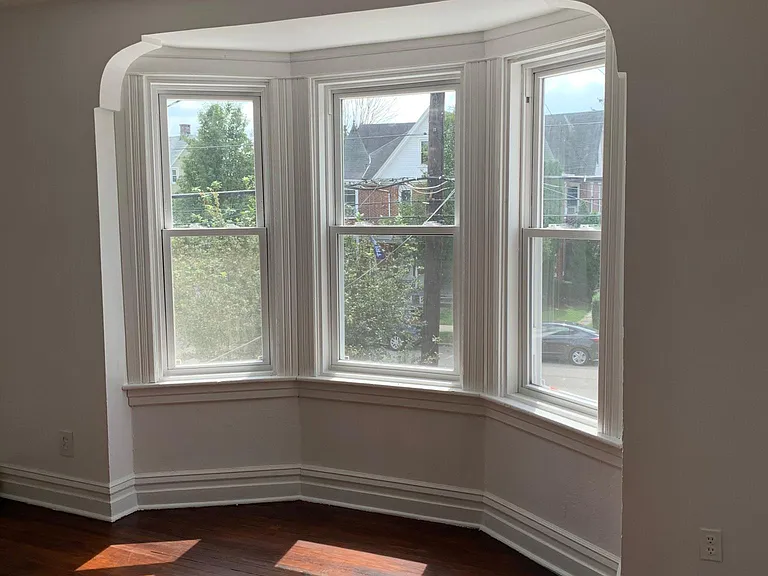 411 Hummel Ave — Photo 1