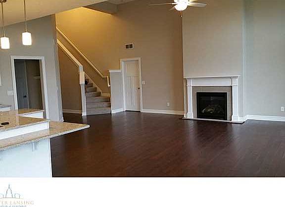 5th image of 1642 Yosemite Dr