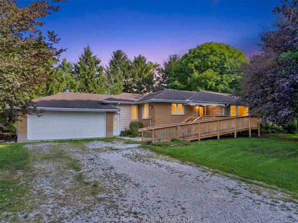 10156 Longwoods Rd, Chatham Kent, ON N7M 5J7