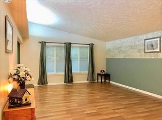 112 SE 205th Pl, Gresham, OR 97030