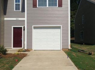 8950 Bradstreet Commons Way, Charlotte, NC 28215