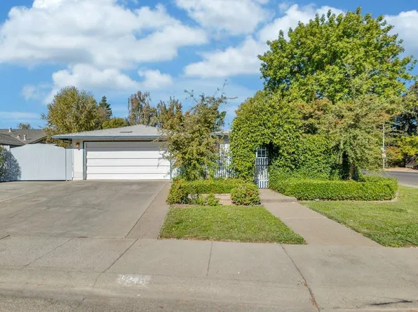 1241 Tulip Ln, Davis, CA 95618