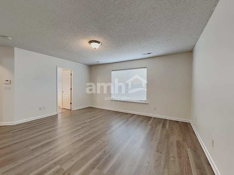 6004 Glen Way Dr — Photo 14
