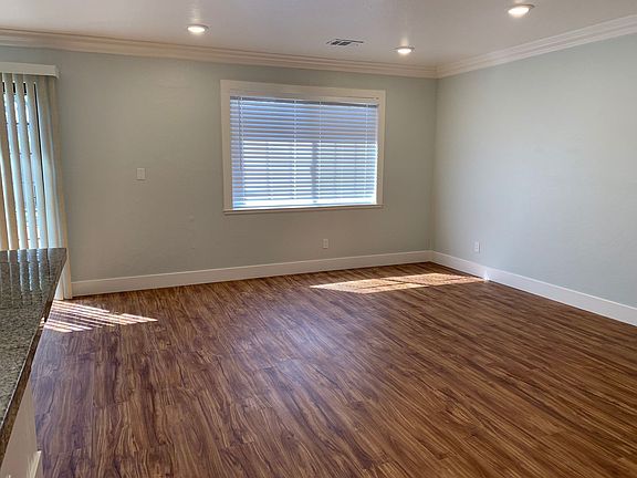5th image of 6909 Stoneman Dr