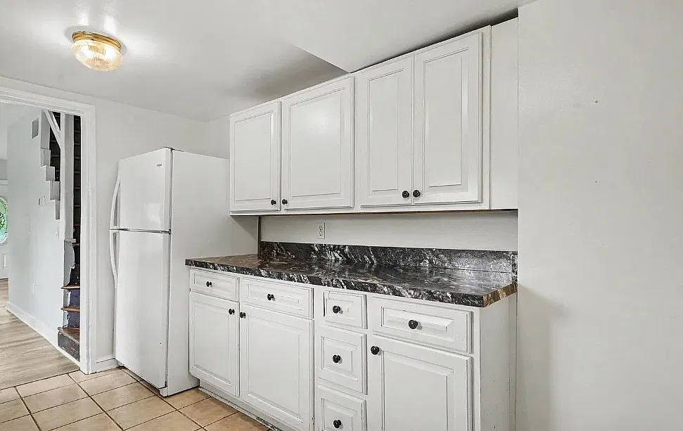 2 bed, 804 sqft, $1,718 — Photo 1