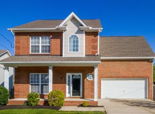 7871 Rainey Dr, Antioch, TN 37013