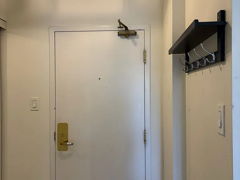 887 Bay St #1203 — Photo 14